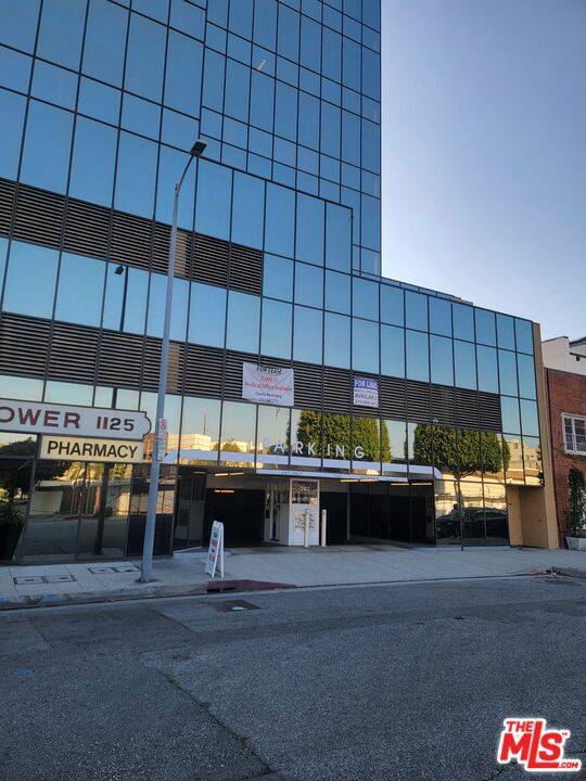 Los Angeles, CA 90035,1125 S Beverly DR #410