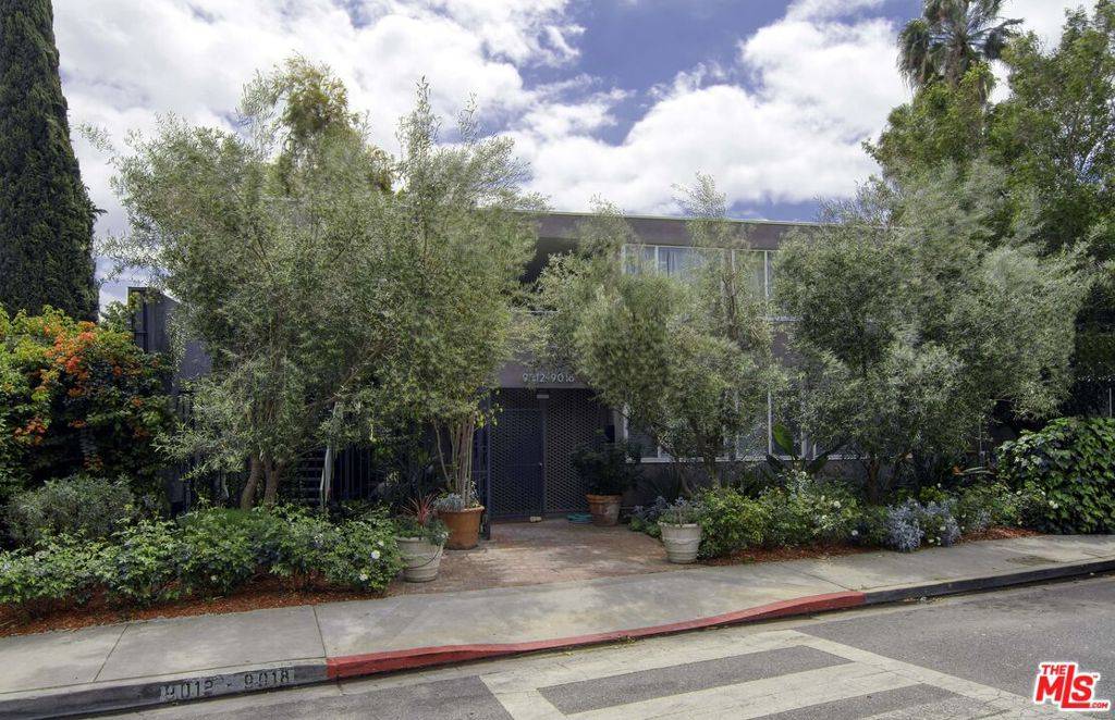 West Hollywood, CA 90069,9018 Keith AVE #203