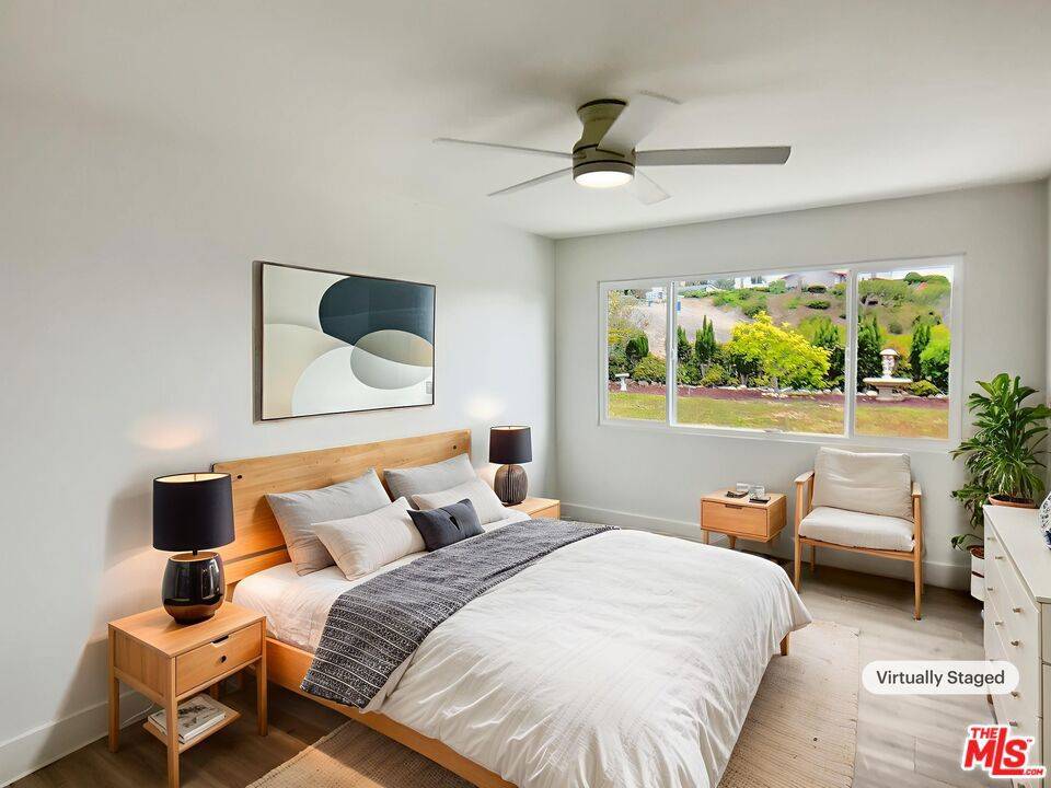 Rancho Palos Verdes, CA 90275,6820 Abbottswood DR