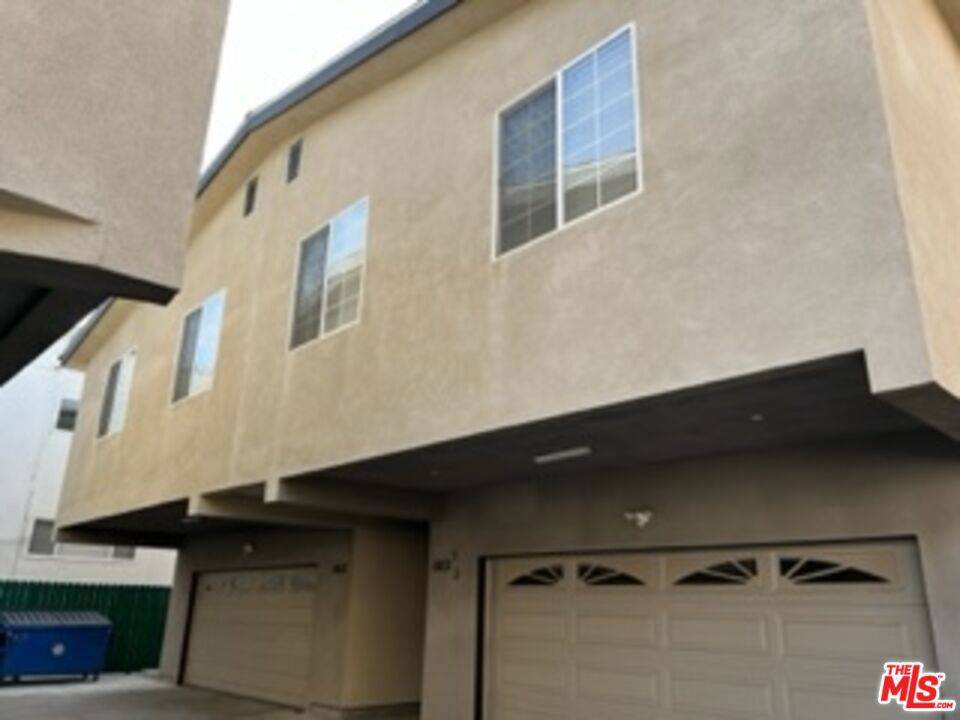 North Hollywood, CA 91605,6831 6831 1/2 Hinds AVE