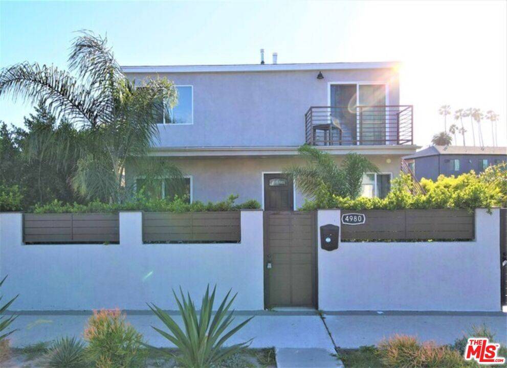 Los Angeles, CA 90016,4980 Fir ST
