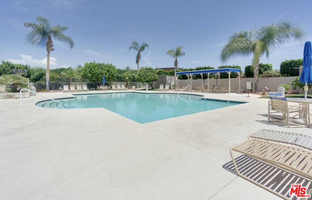 Palm Springs, CA 92262,222 N Calle El Segundo #527