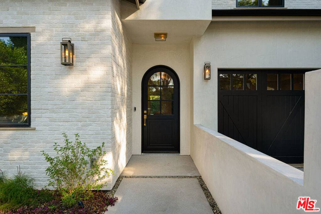 Sherman Oaks, CA 91403,4634 Vesper AVE