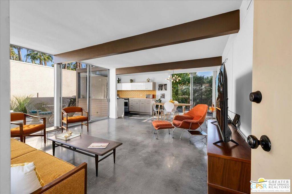 Palm Springs, CA 92262,360 Cabrillo RD #232