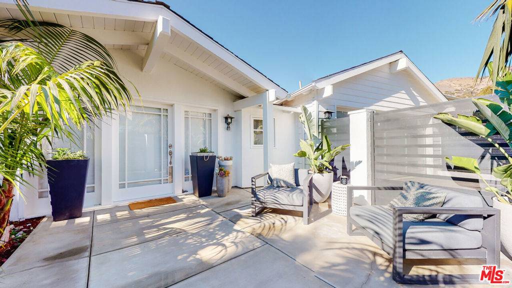 Malibu, CA 90265,31844 Seafield DR