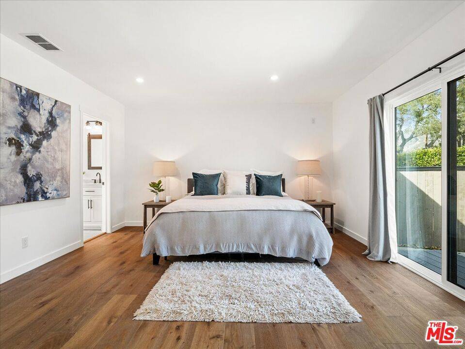 Santa Barbara, CA 93108,251 Cloydon CIR