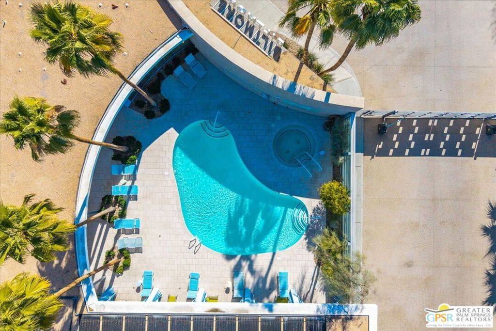 Palm Springs, CA 92264,1020 E Palm Canyon DR #103