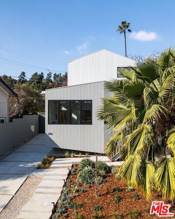 Los Feliz, CA 90027,2931 Maxwell ST