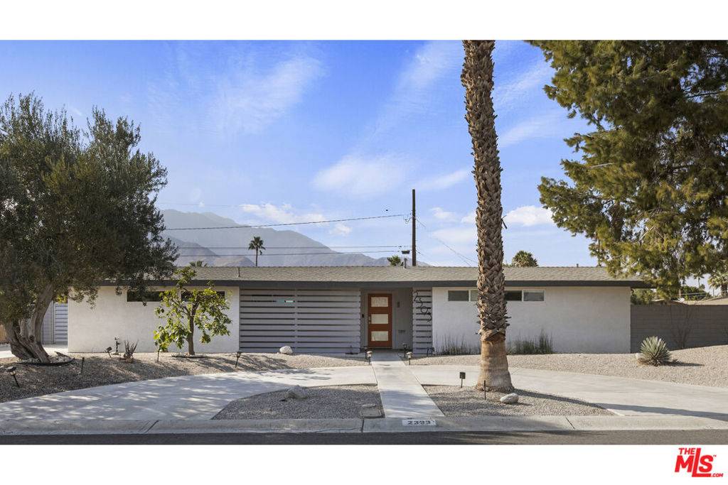 Palm Springs, CA 92262,2393 N San Clemente RD