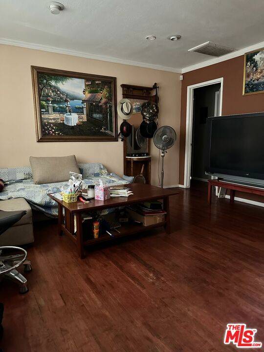 Sun Valley, CA 91352,9278 Kewen AVE