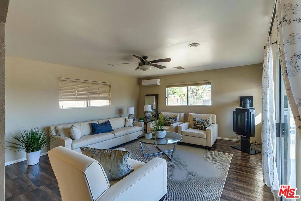 Yucca Valley, CA 92284,7545 Pinon DR