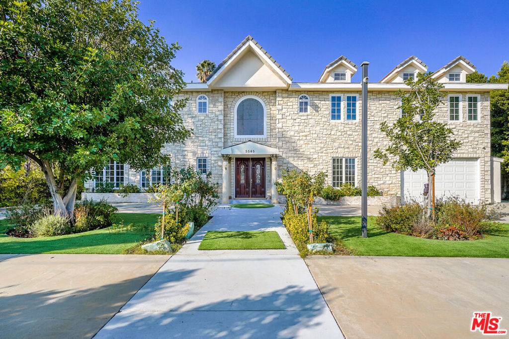 Tarzana, CA 91356,5545 Aura AVE