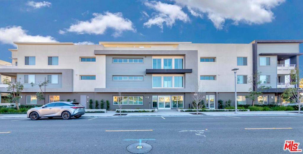 Anaheim, CA 92805,1859 S Union ST #37