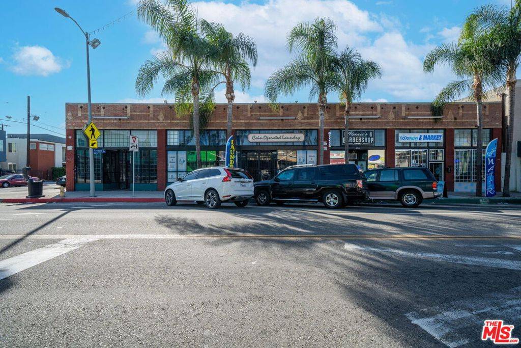 Gardena, CA 90247,830 W Gardena BLVD