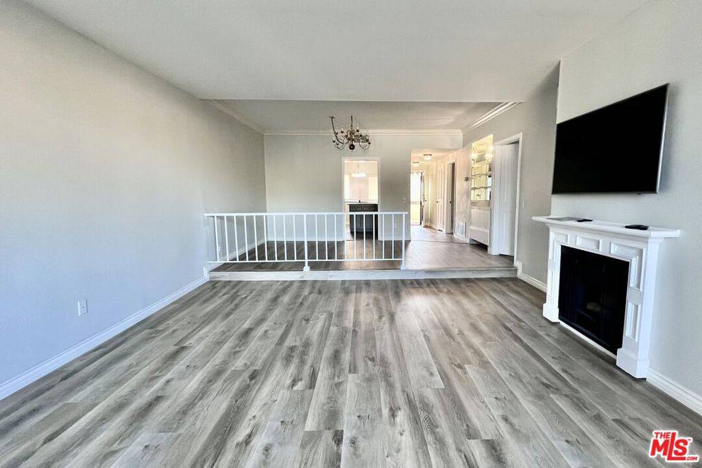 Northridge, CA 91324,19029 Nordhoff ST #204