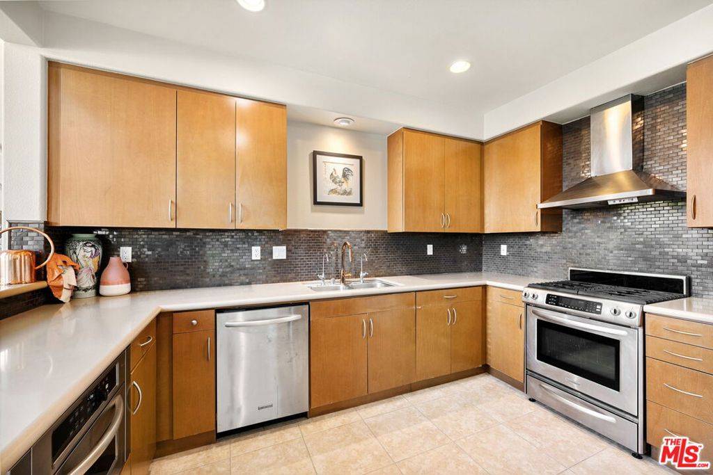 Playa Vista, CA 90094,7100 Playa Vista DR #408