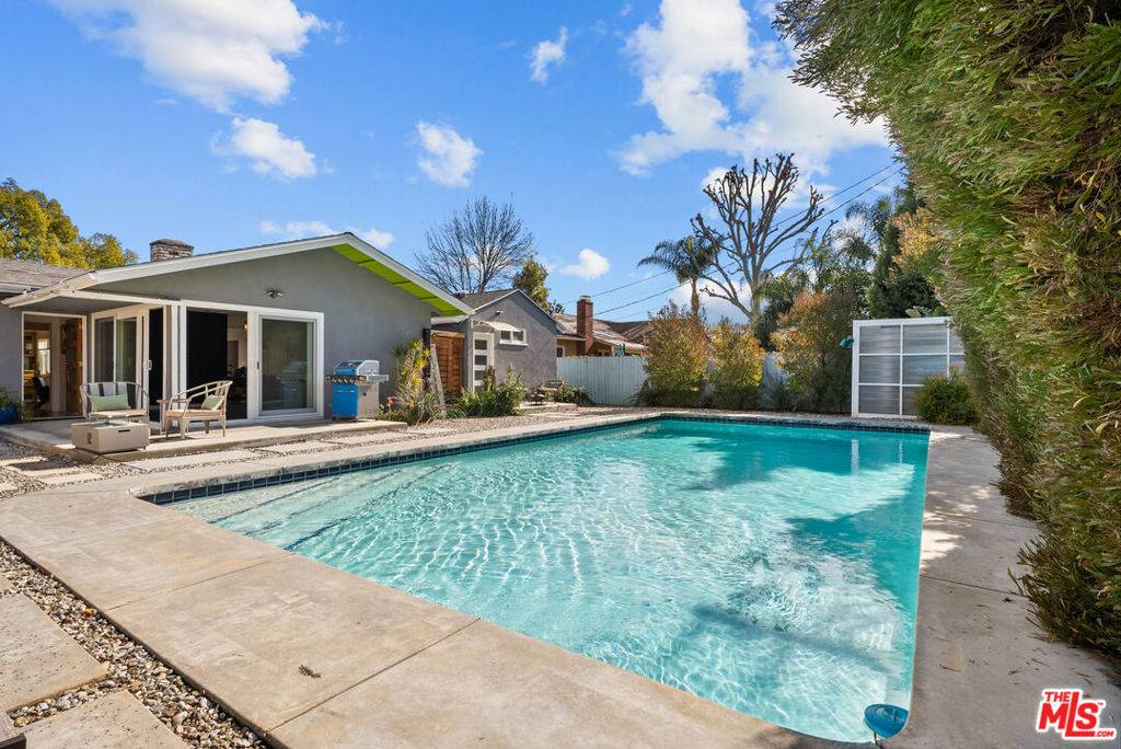 Encino, CA 91436,5127 Gaynor AVE