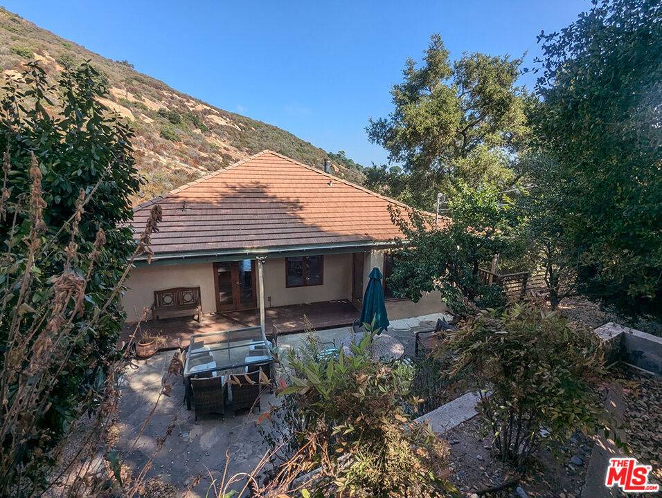 Topanga, CA 90290,19747 Horseshoe DR