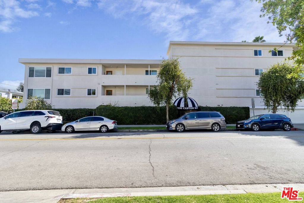 Beverly Hills, CA 90210,9330 Clifton WAY #102