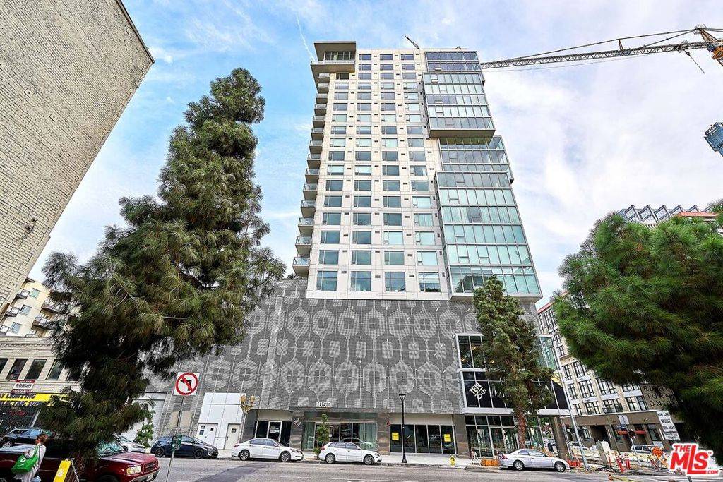Los Angeles, CA 90015,1050 S Grand AVE #2005