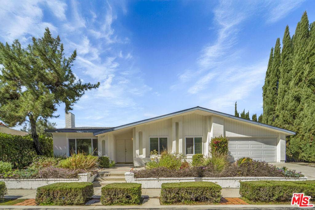 Topanga, CA 90290,3107 Hodler DR