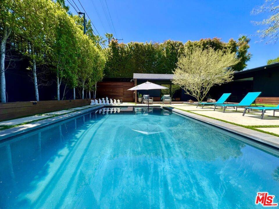 Encino, CA 91436,16446 Moorpark ST