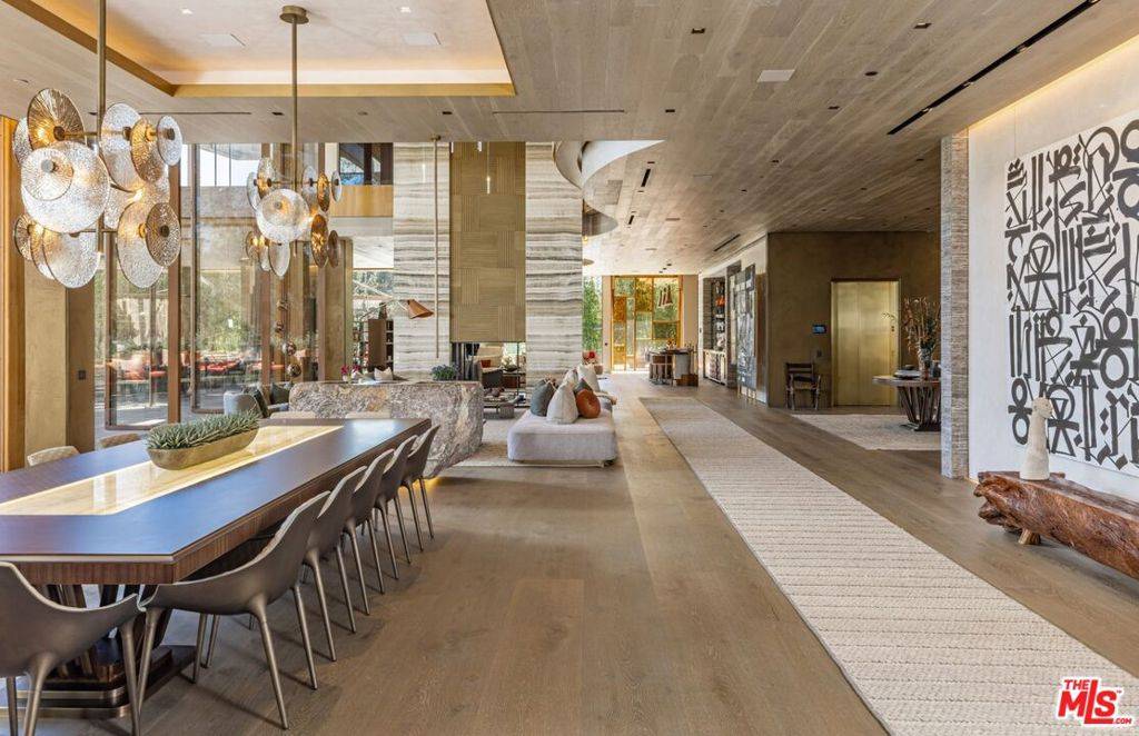Bel Air, CA 90077,607 Siena WAY