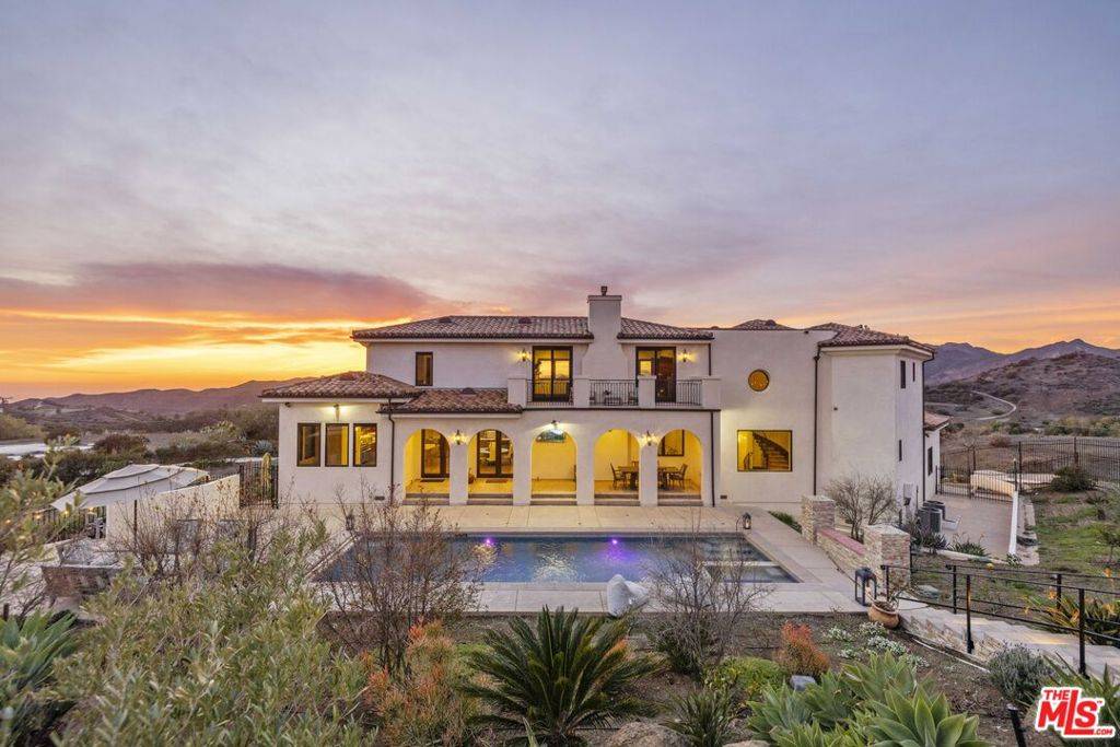 Malibu, CA 90265,1522 Decker Canyon RD