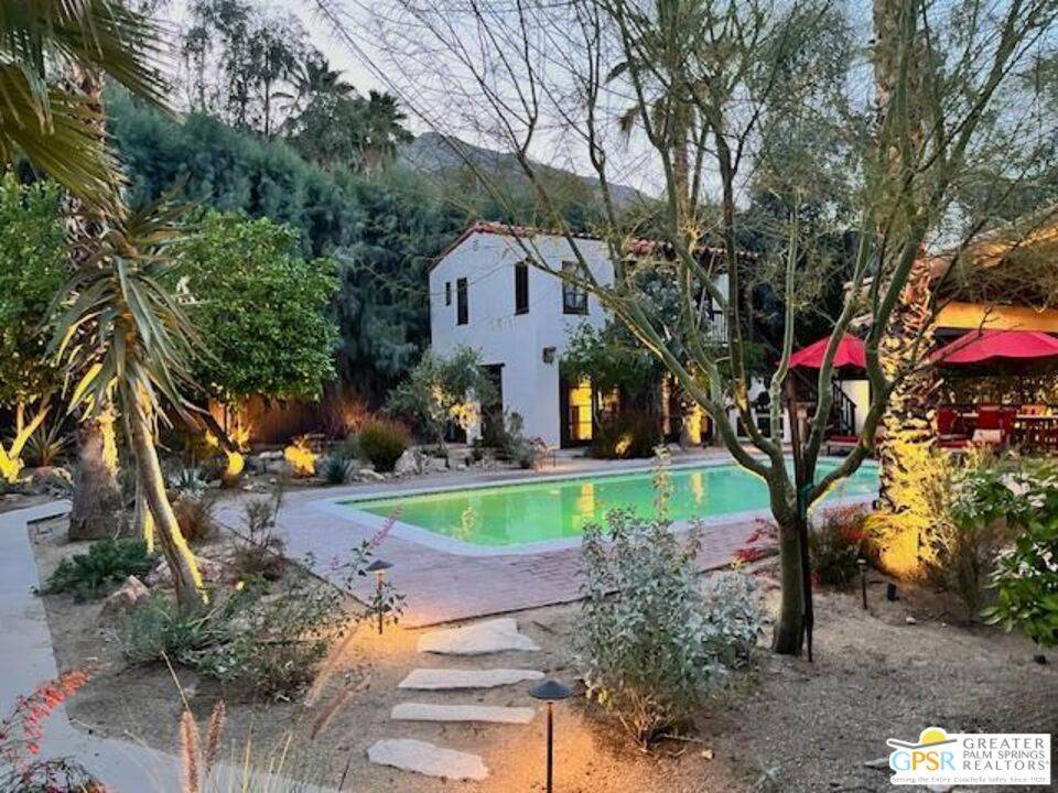 Palm Springs, CA 92264,1881 S Palm Canyon DR