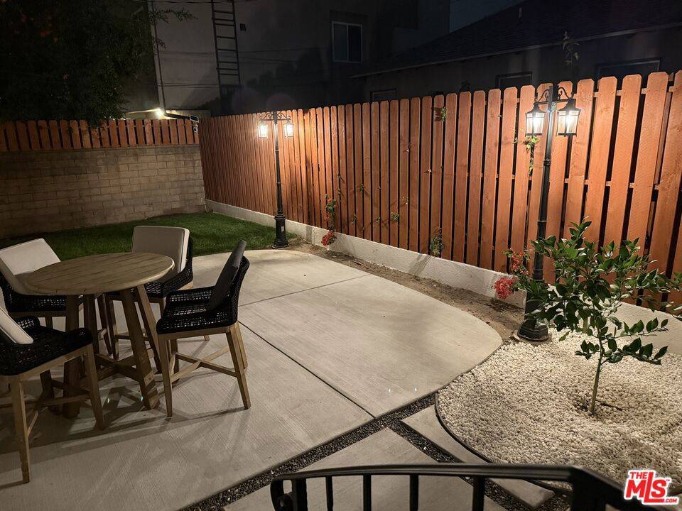 Glendale, CA 91203,Address not disclosed