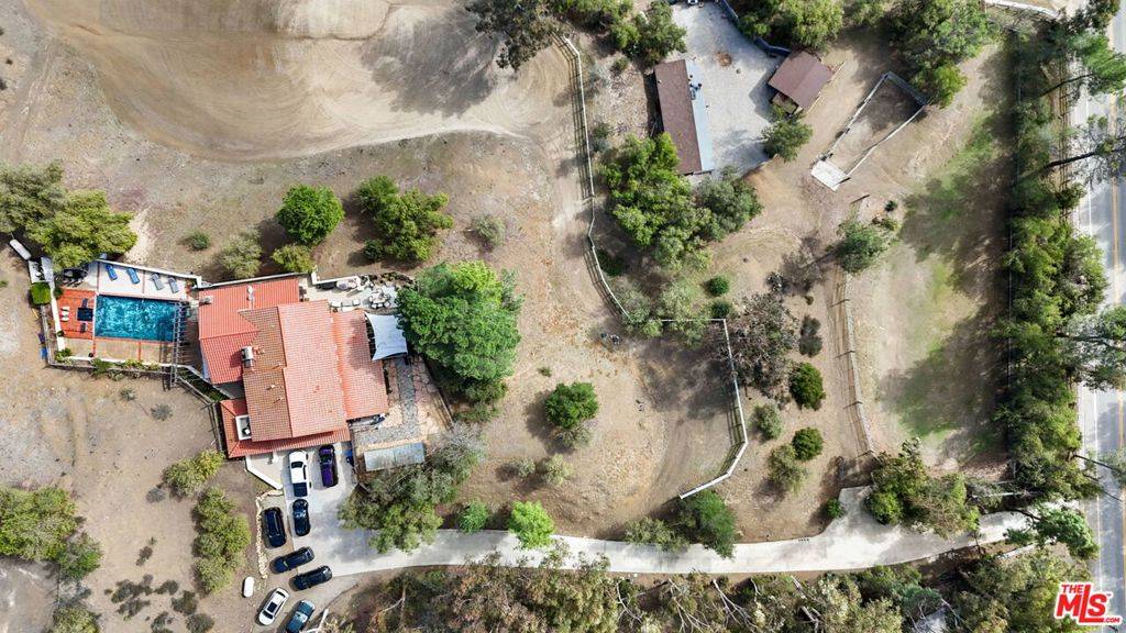 Calabasas, CA 91302,25615 Mulholland HWY