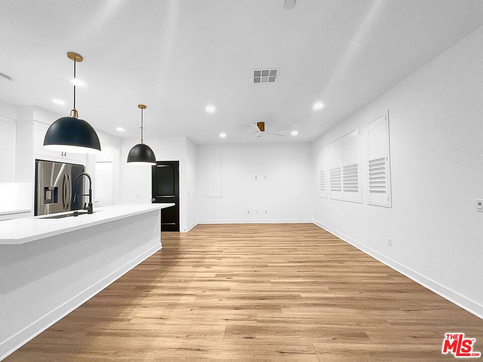 Sylmar, CA 91342,11881 Terra Vista WAY #108