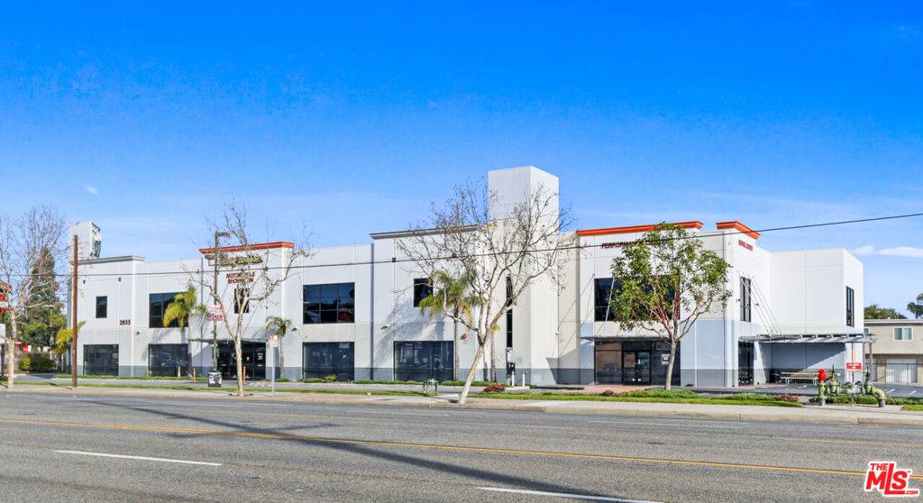 Fullerton, CA 92833,2635 W Orangethorpe AVE