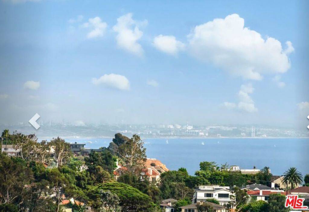 Pacific Palisades, CA 90272,16650 Linda TER