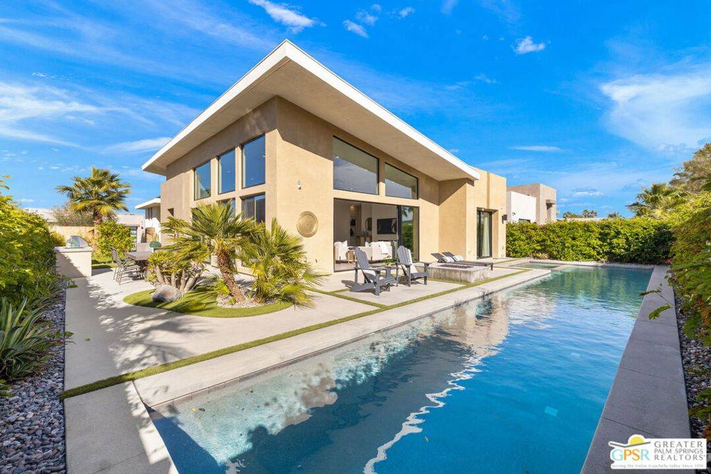 Palm Springs, CA 92262,4502 Alcala WAY