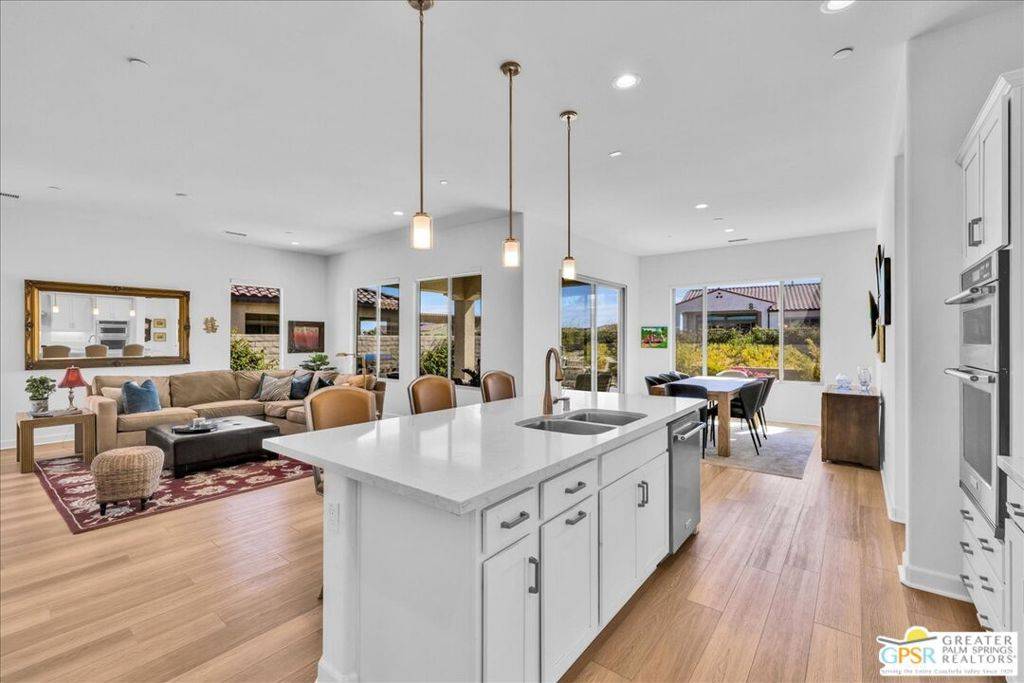 Rancho Mirage, CA 92270,23 Magnum