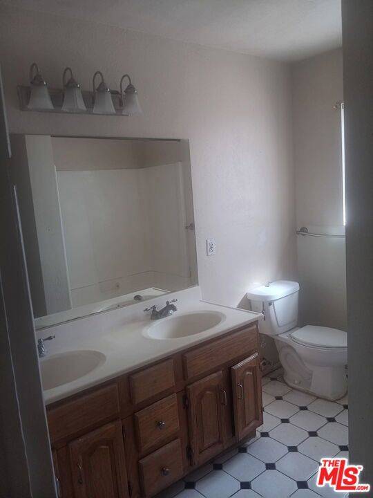 Blythe, CA 92225,660 N 6th ST