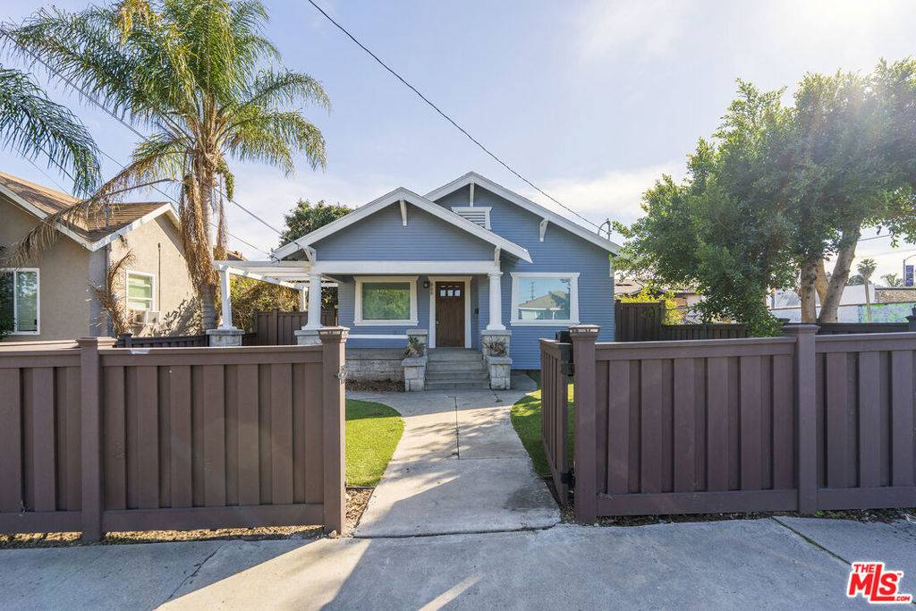 San Pedro, CA 90731,669 W Sepulveda ST