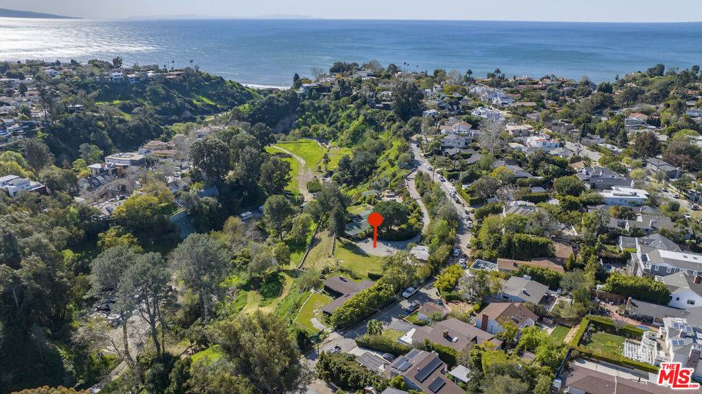 Pacific Palisades, CA 90272,620 N Marquette ST