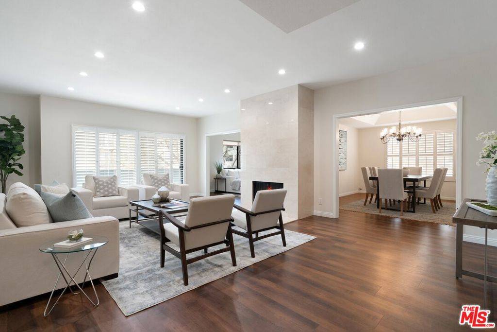 Encino, CA 91316,5416 Zelzah AVE #101