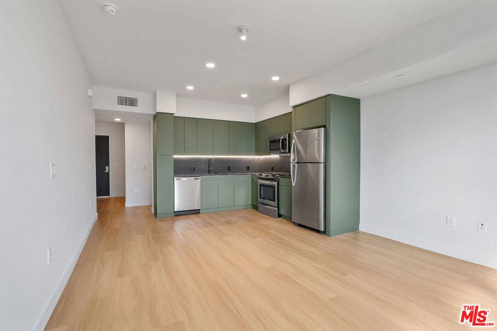 Culver City, CA 90232,10601 Washington BLVD #401