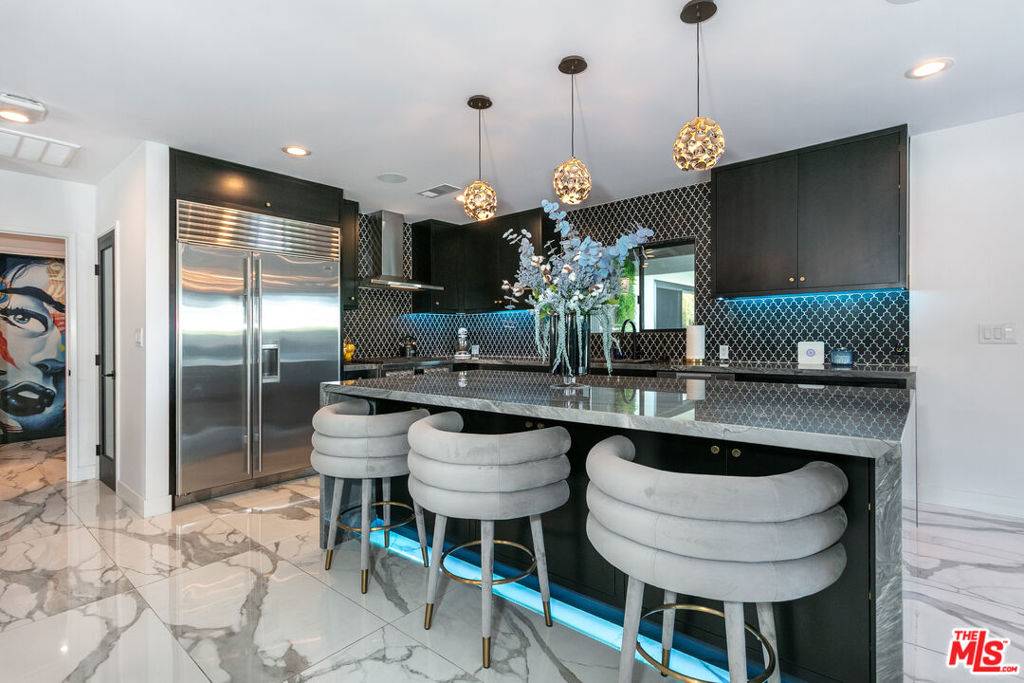 Studio City, CA 91604,3001 Dona Nenita PL