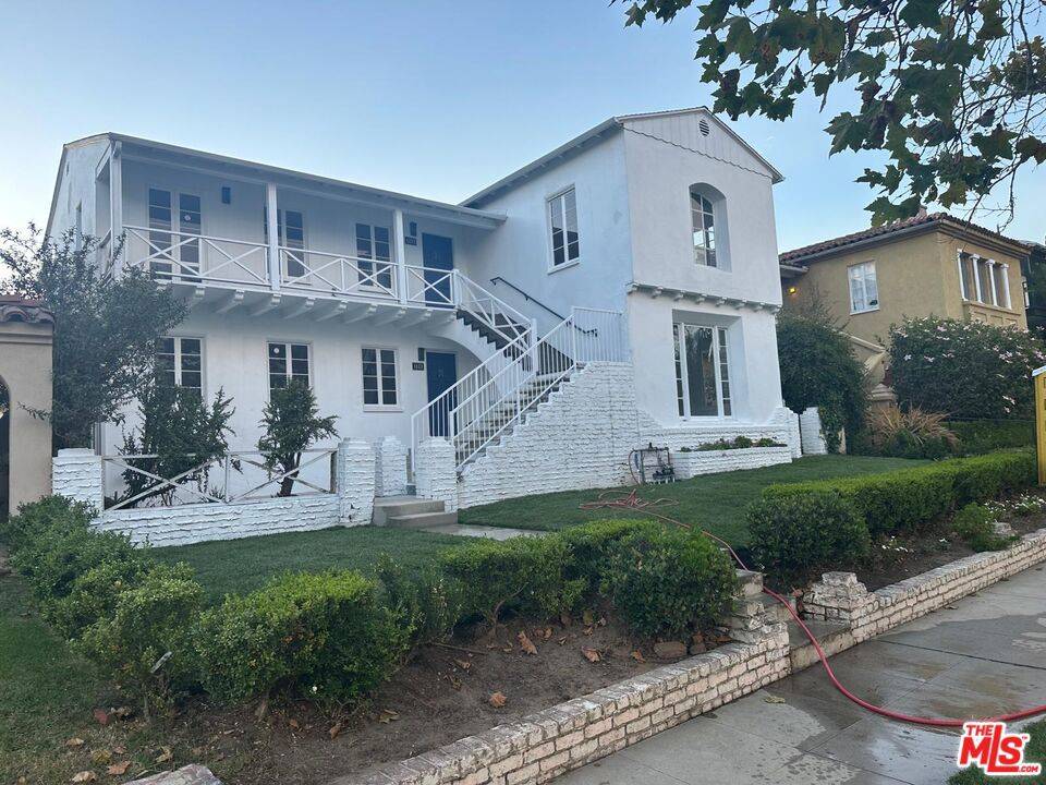Los Angeles, CA 90035,1163 S Crescent Heights BLVD