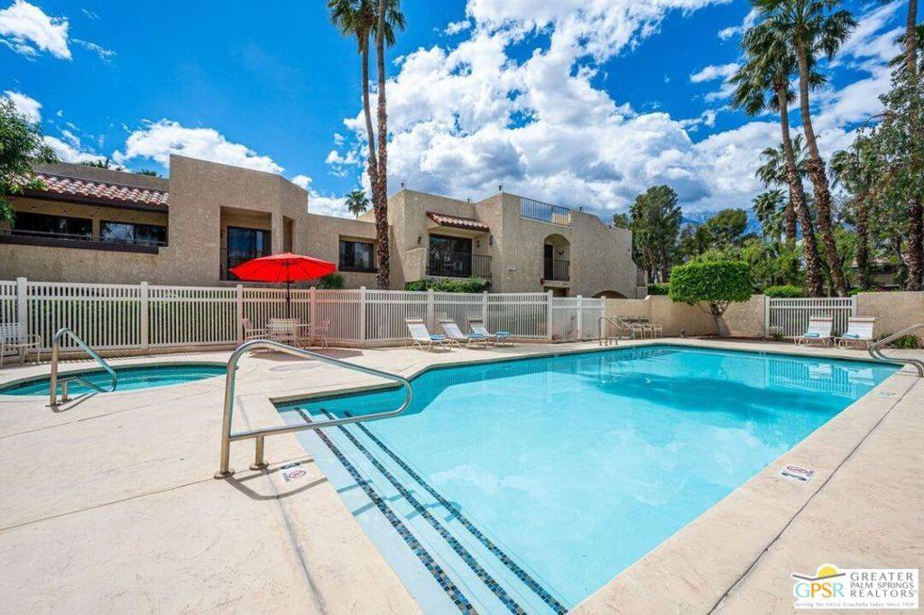 Palm Springs, CA 92262,200 E Racquet Club RD #32
