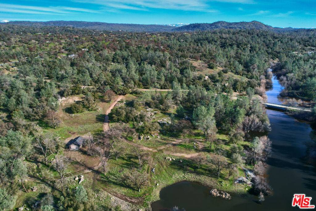 Coarsegold, CA 93614,1 Blackhawk Lake