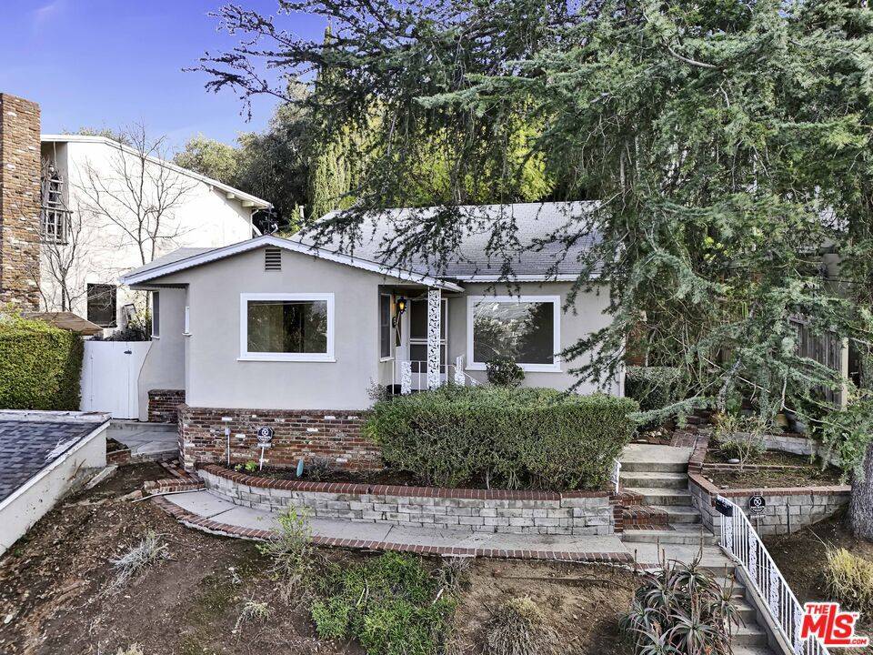 Glendale, CA 91205,916 Highline RD