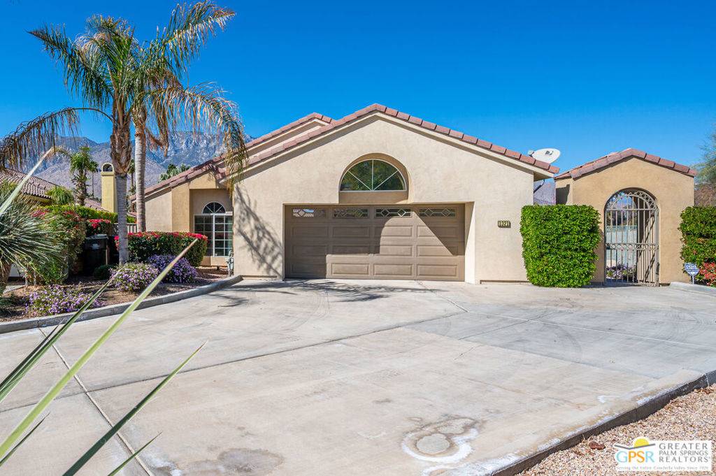 Palm Springs, CA 92264,1321 Crystal CT