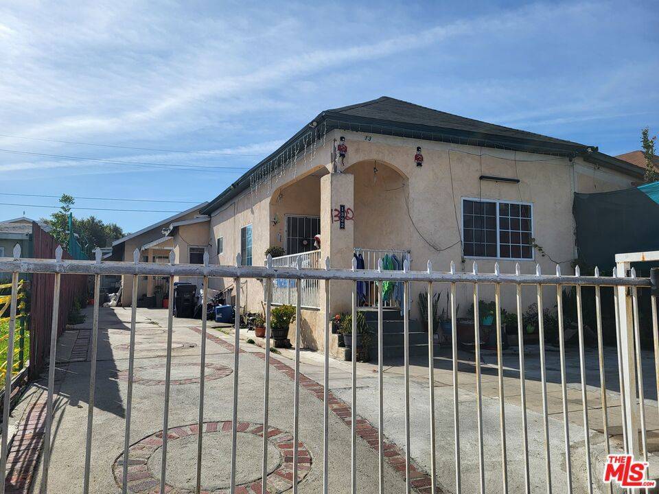 Los Angeles, CA 90011,1320 E 41st PL
