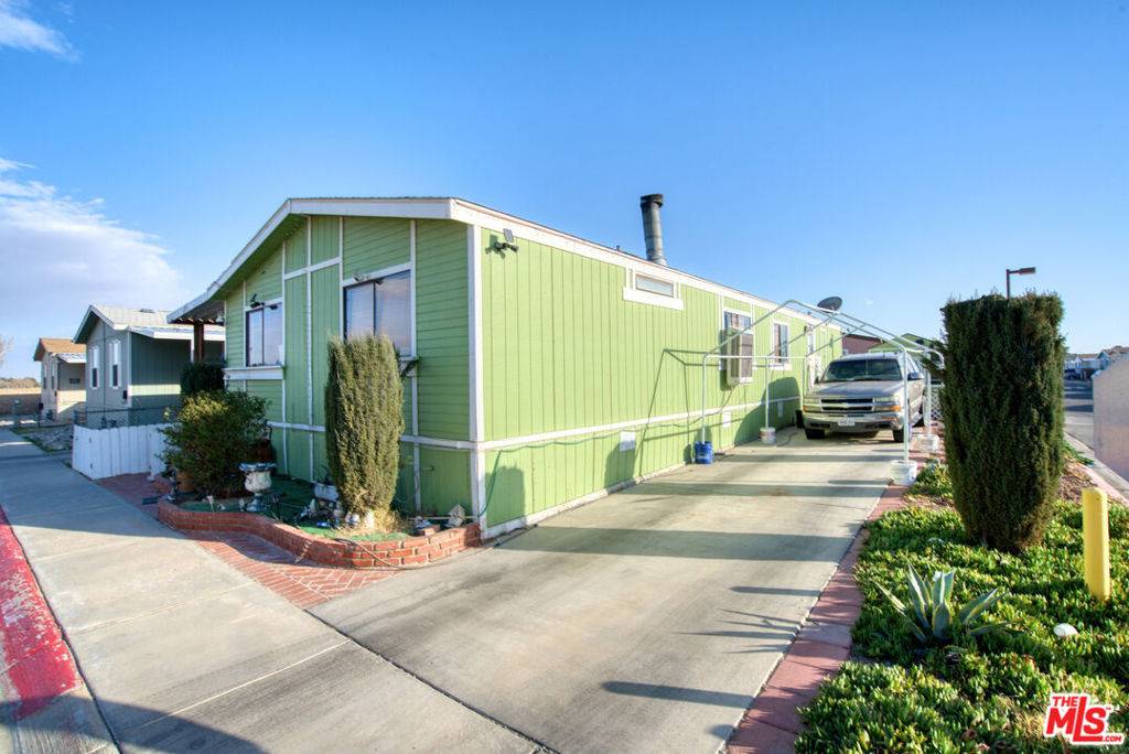 Lancaster, CA 93535,2545 E Avenue I #66