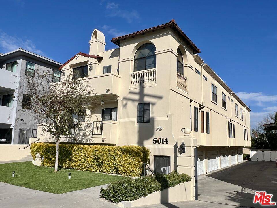 Valley Village, CA 91607,5014 Whitsett AVE